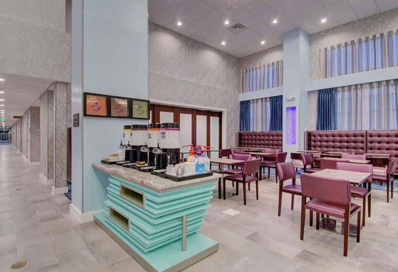 فندق Hampton Inn & Suites Boston/stoughton