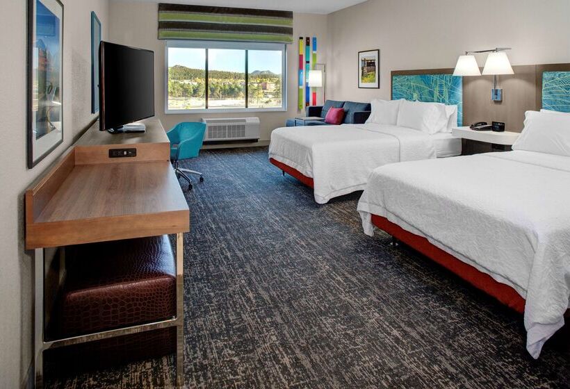 هتل Hampton Inn & Suites Flagstaff East