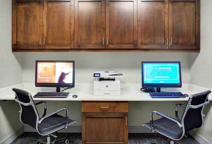 هتل Hampton Inn & Suites Flagstaff East