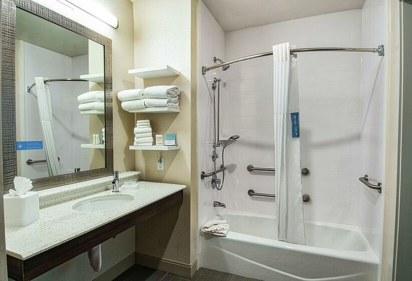 فندق Hampton Inn & Suites Mission Viejo