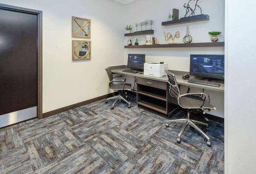 فندق Hampton Inn & Suites Morgantown / University Town Centre