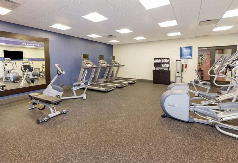 فندق Hampton Inn & Suites Morgantown / University Town Centre