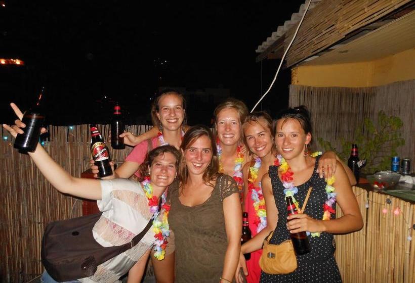 호텔 Hayarkon Hostel