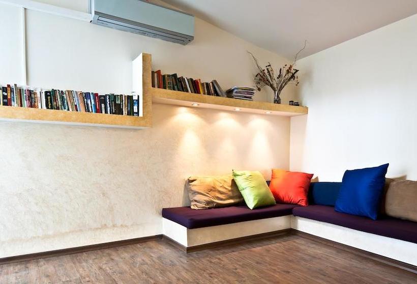 호텔 Hayarkon Hostel