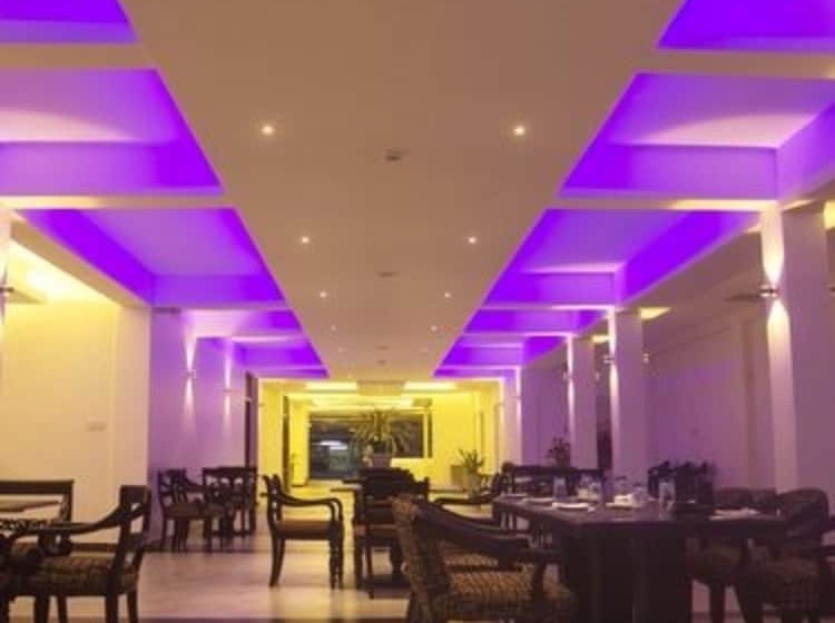 Отель Heaven Seven Hikkaduwa