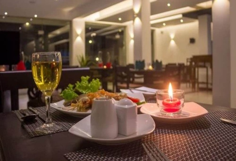 Отель Heaven Seven Hikkaduwa