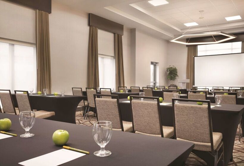 ホテル Hilton Garden Inn Downtown Birmingham