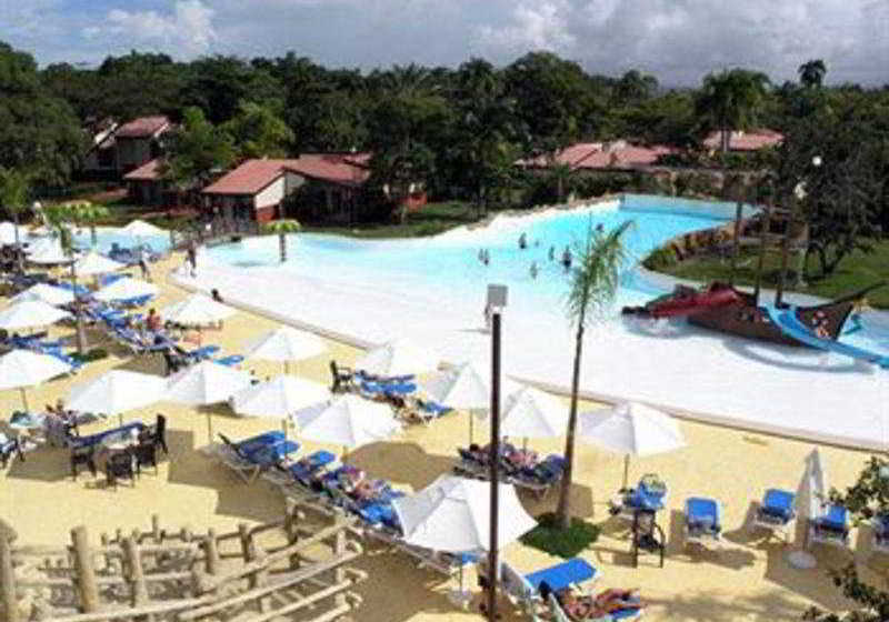 فندق Holiday Village