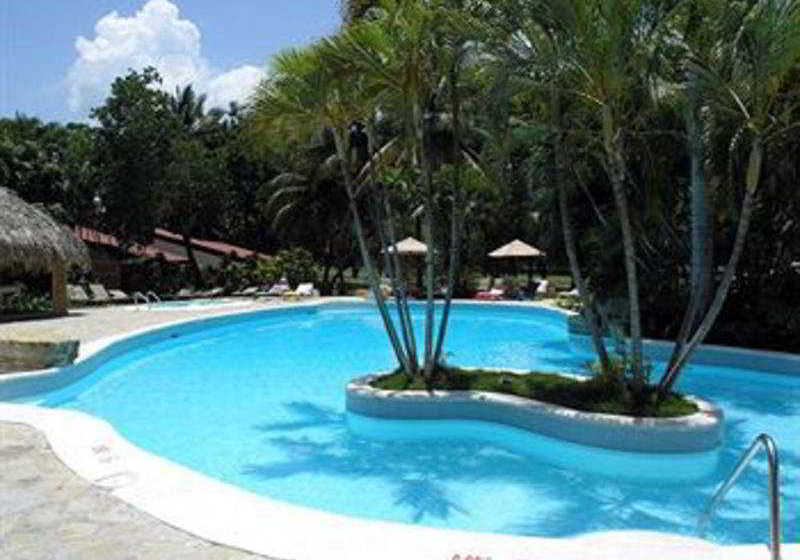 فندق Holiday Village