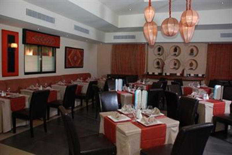 فندق Holiday Village