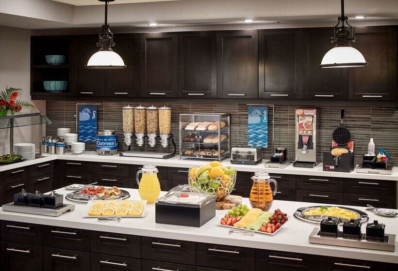 فندق Homewood Suites By Hilton North Bay