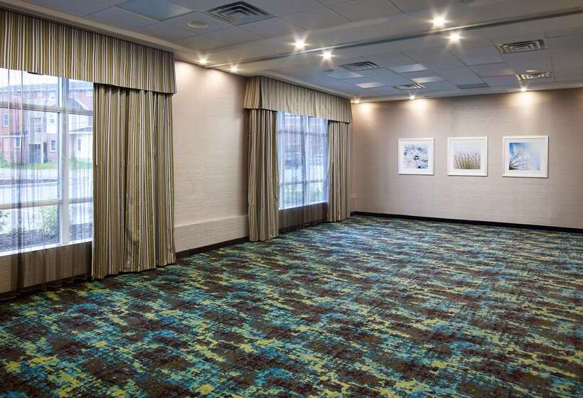 فندق Homewood Suites By Hilton North Bay