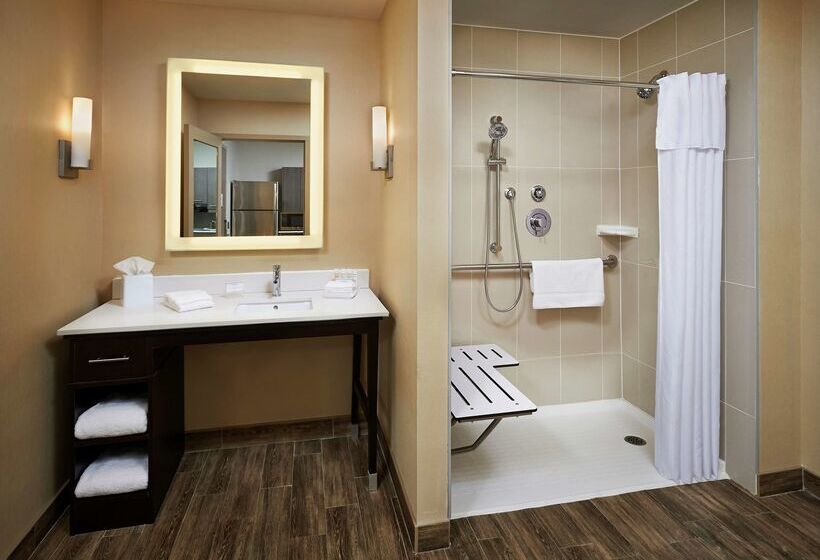 فندق Homewood Suites By Hilton North Bay