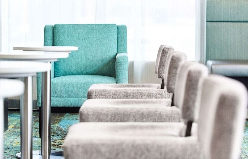 فندق Homewood Suites By Hilton North Bay