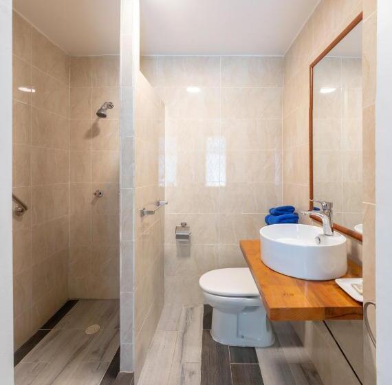 בית מלון כפרי Hostal Rio Amazonas