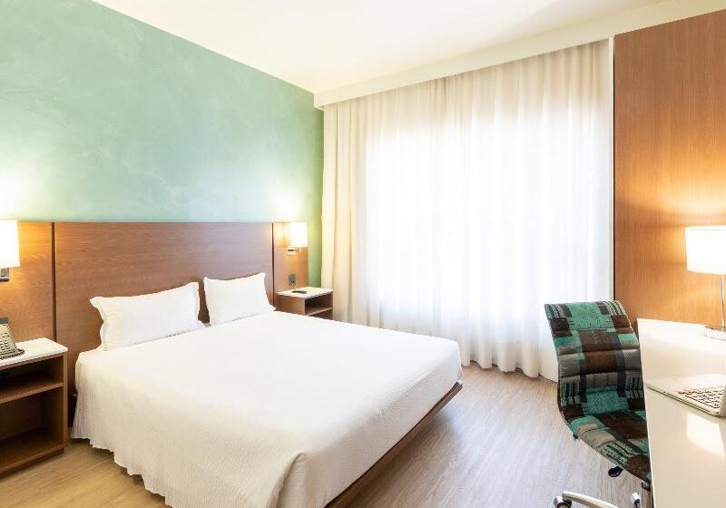 Отель Ibis Styles Curitiba Aeroporto