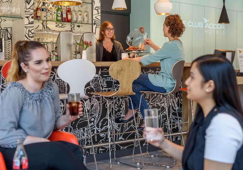 هتل Ibis Wien Hauptbahnhof