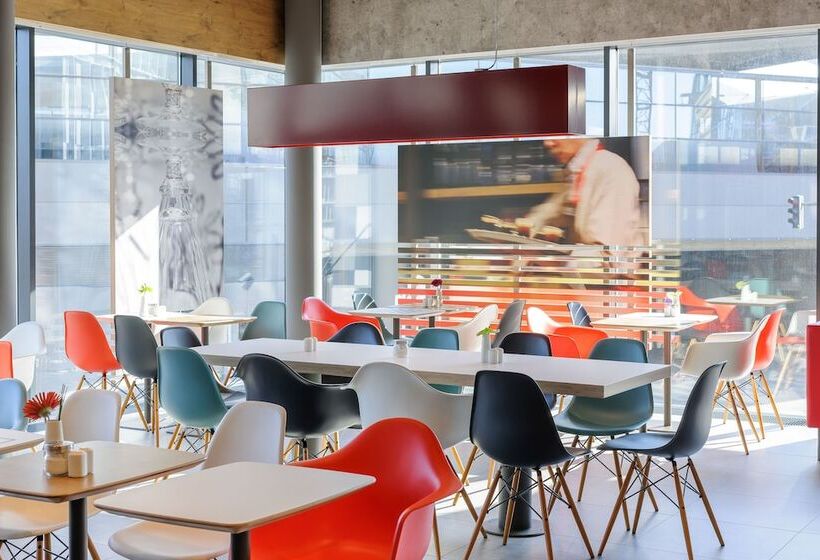 هتل Ibis Wien Hauptbahnhof