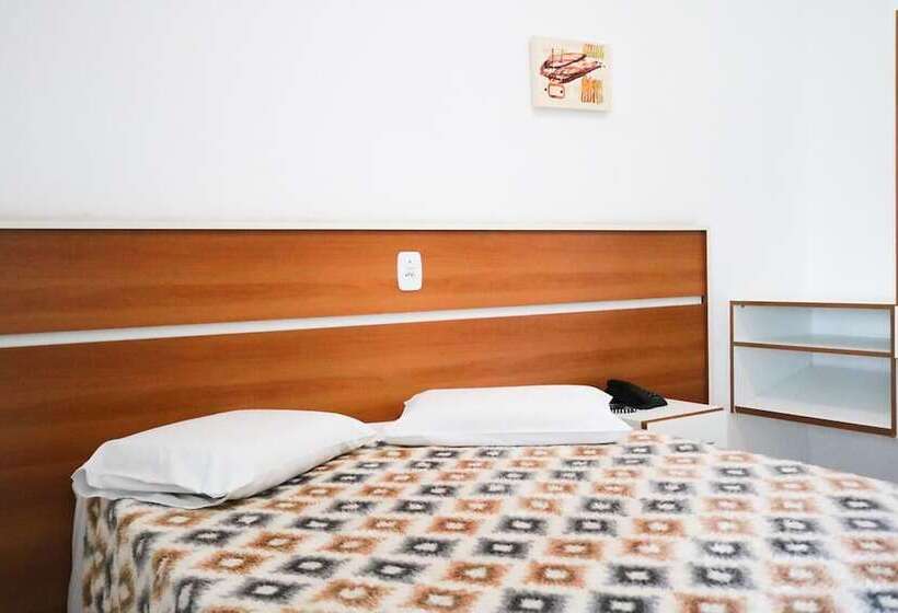 בית מלון כפרי Jardim Sul