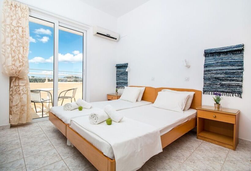 ホテル Kiras Studios