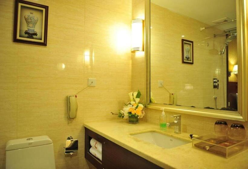 Отель Kunming Zhong Huang