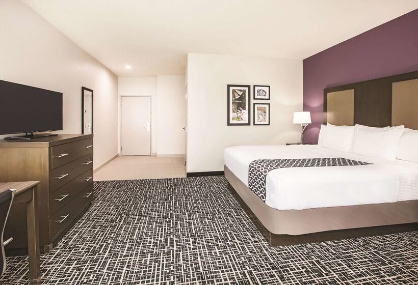 ホテル La Quinta By Wyndham Dallas Plano   The Colony