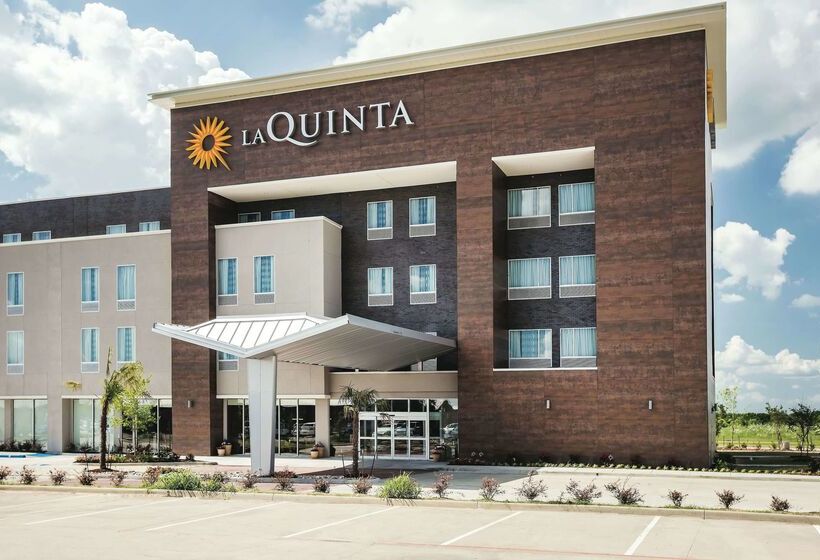 ホテル La Quinta By Wyndham Dallas Plano   The Colony