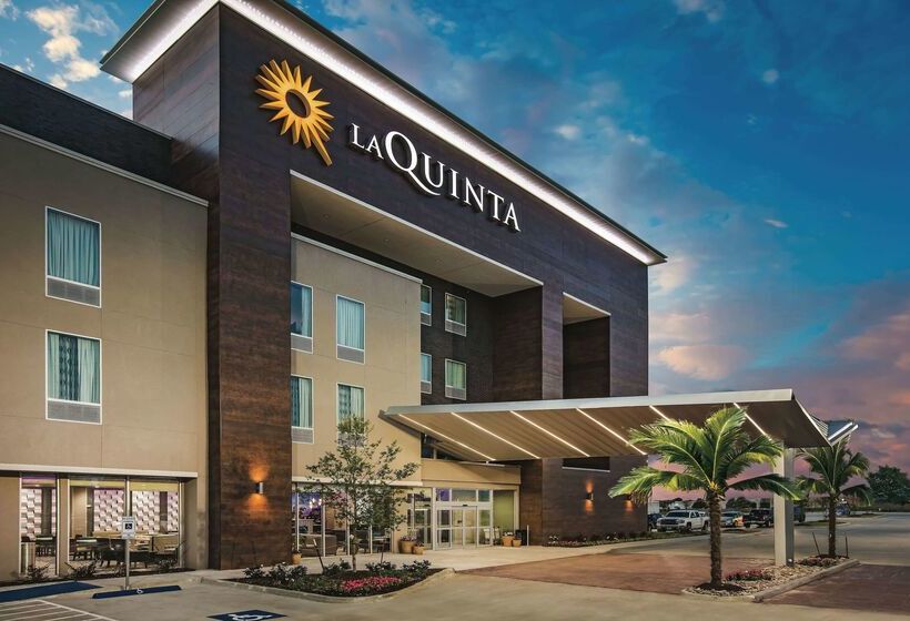 ホテル La Quinta By Wyndham Dallas Plano   The Colony