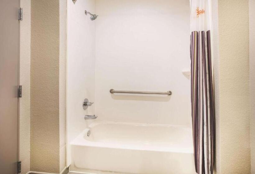 ホテル La Quinta By Wyndham Dallas Plano   The Colony