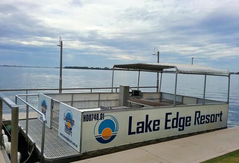 בית מלון כפרי Lake Edge Resort