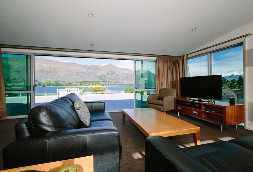 호텔 Lakeside Apartments