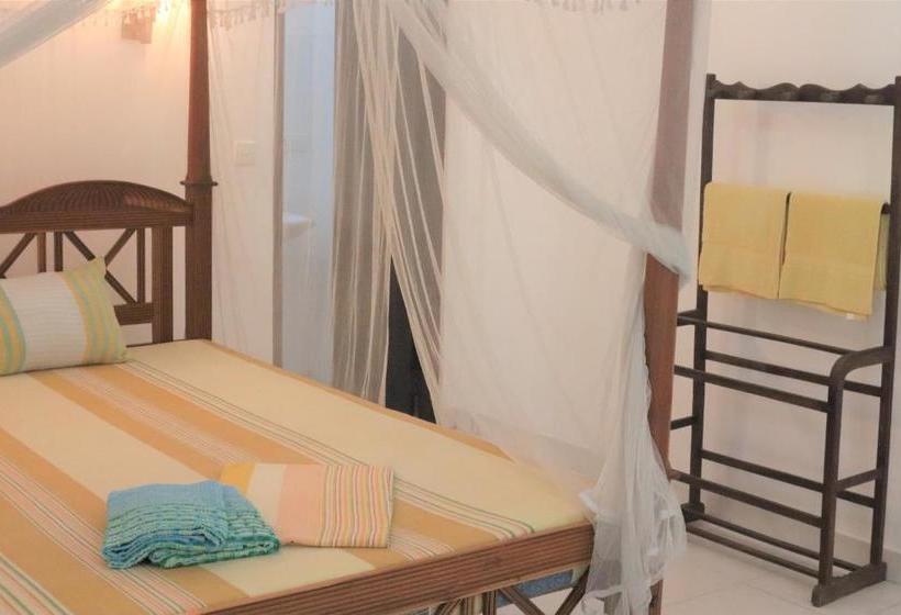 Отель Long Beach Guest House