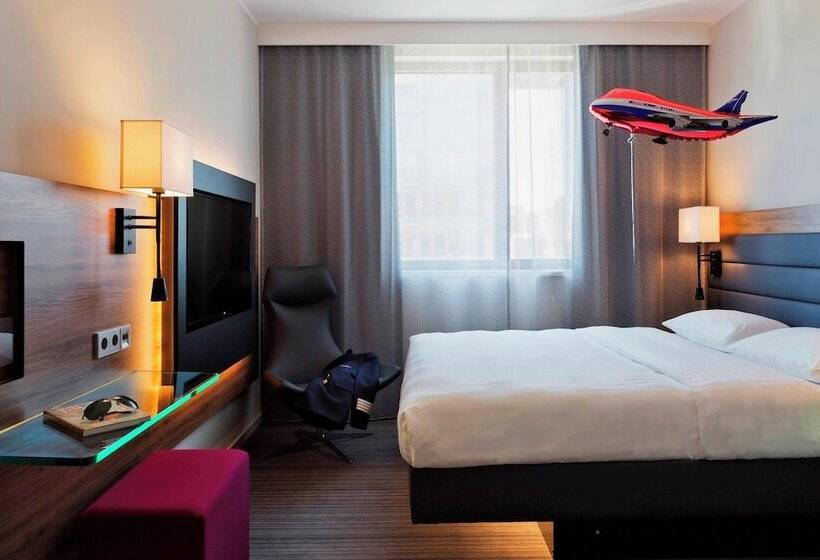 هتل Moxy Vienna Airport