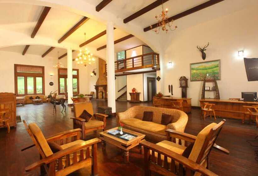 هتل The New Oak Fields