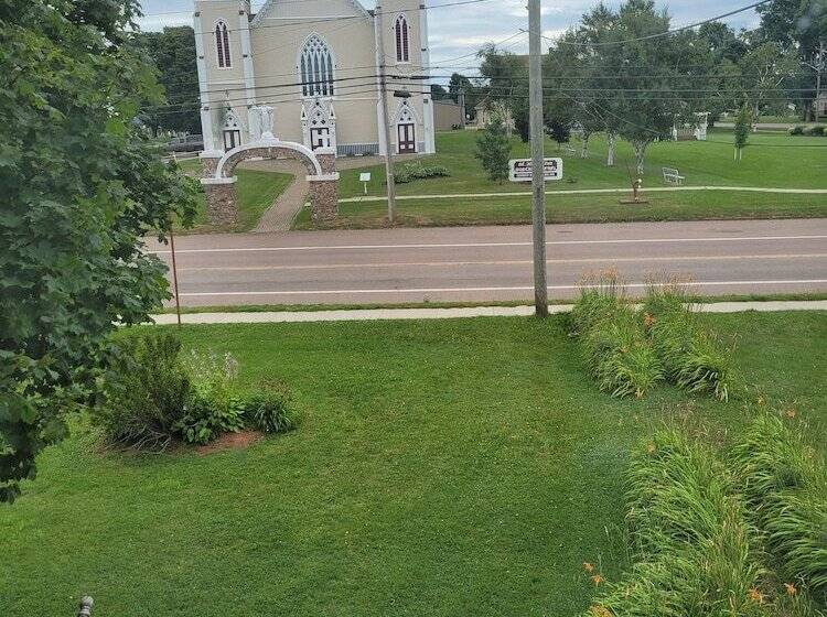 فندق Prince County Guest House