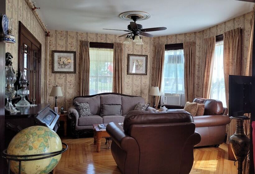 فندق Prince County Guest House