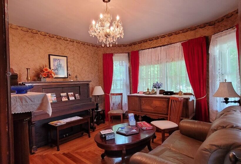 فندق Prince County Guest House