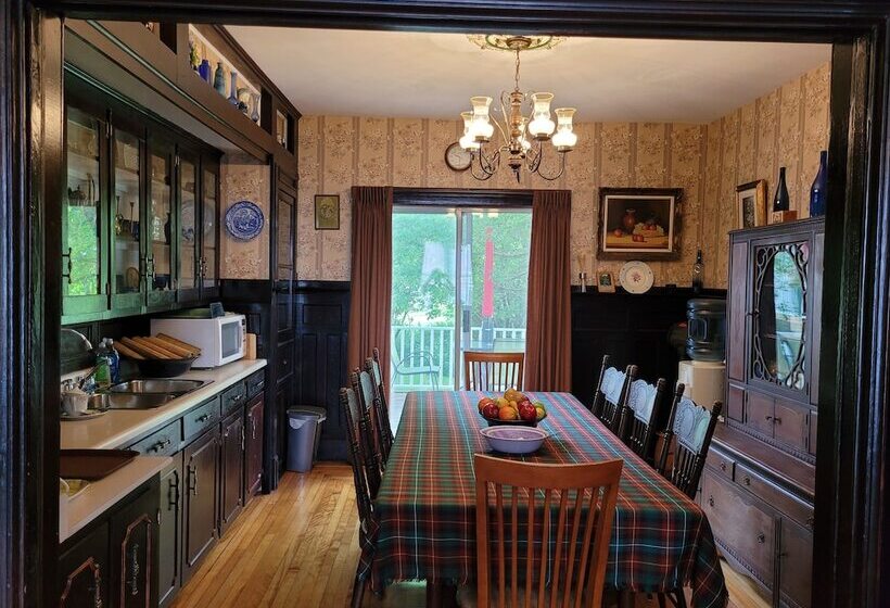 فندق Prince County Guest House