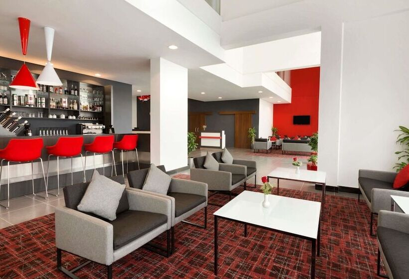 فندق Ramada Encore Al Khobar Olaya