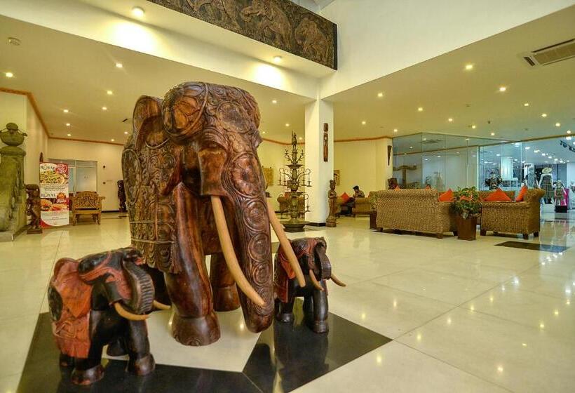 호텔 Royal Kandyan