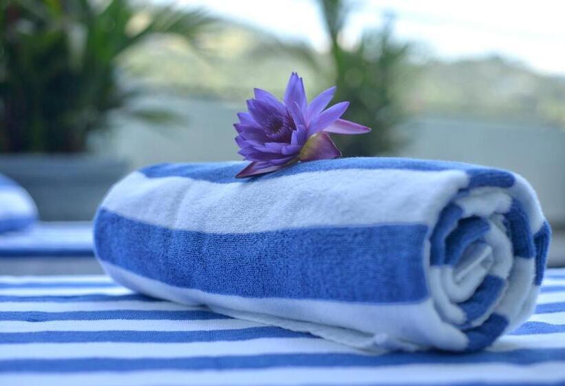 호텔 Royal Kandyan