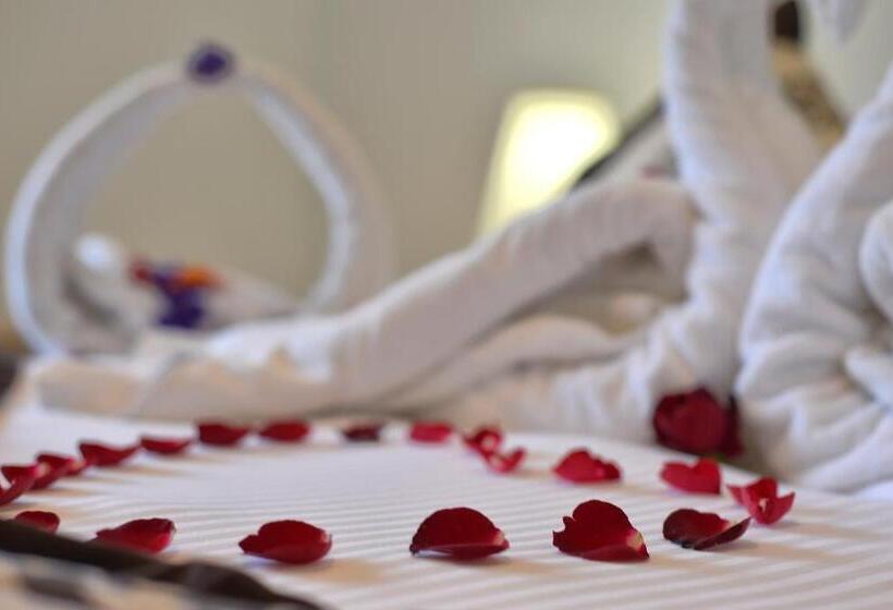 호텔 Royal Kandyan