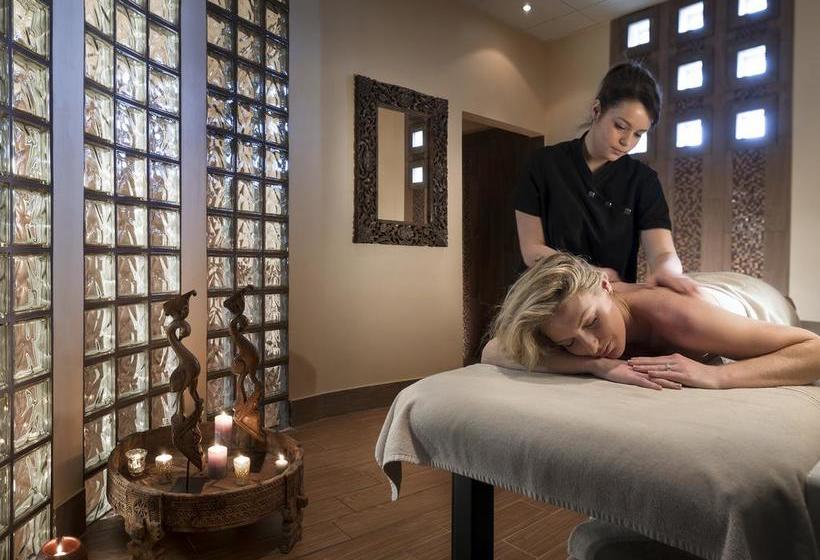 ホテル Le Hameau Du Kashmir