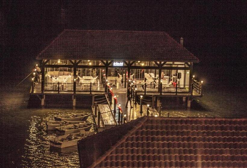 هتل Sakit Gol   Silent Lake