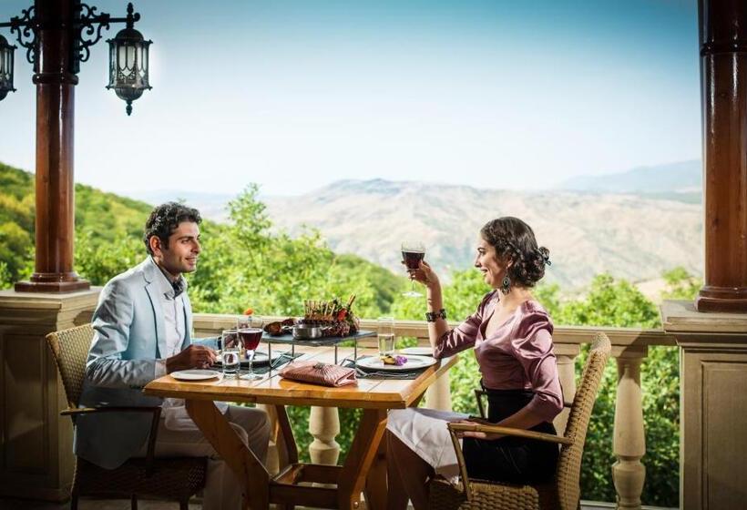 هتل Shamakhi Palace Sharadil