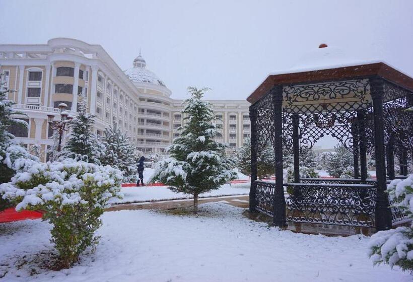 هتل Shamakhi Palace Sharadil