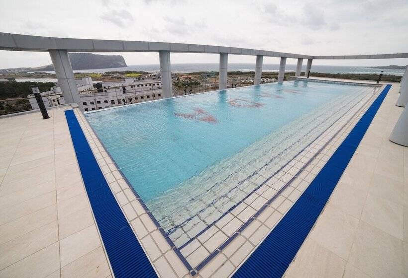 בית מלון כפרי The Best Jeju Seongsan