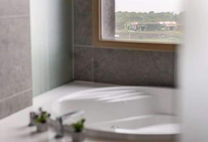 בית מלון כפרי The Best Jeju Seongsan