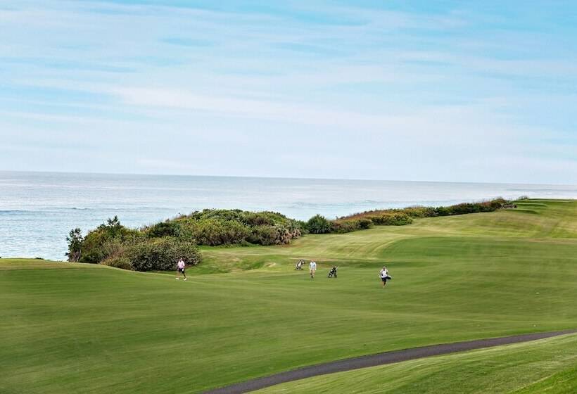 فندق The Loren At Pink Beach