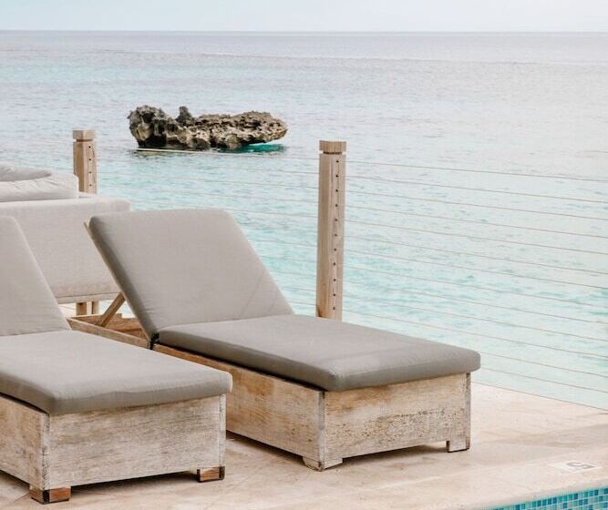 فندق The Loren At Pink Beach